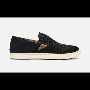 Olukai Pehuea slip on shoes